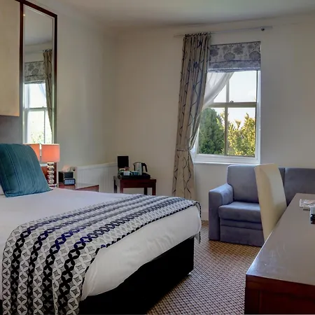 Western Forest And Vale Отель