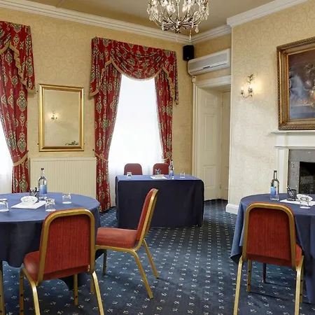 Отель Western Forest And Vale