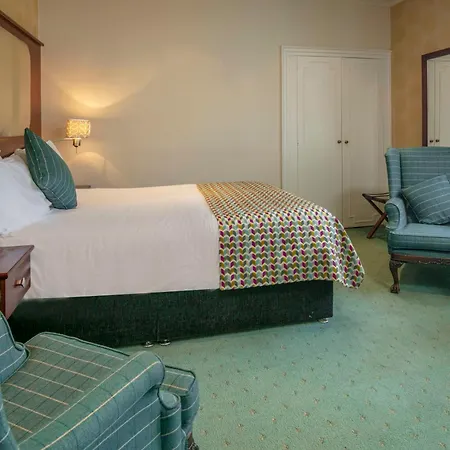 Otel Western Forest And Vale