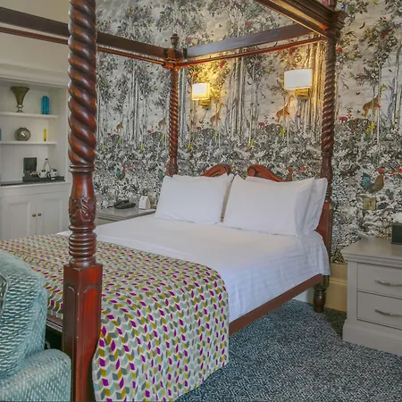 Western Forest And Vale Pickering