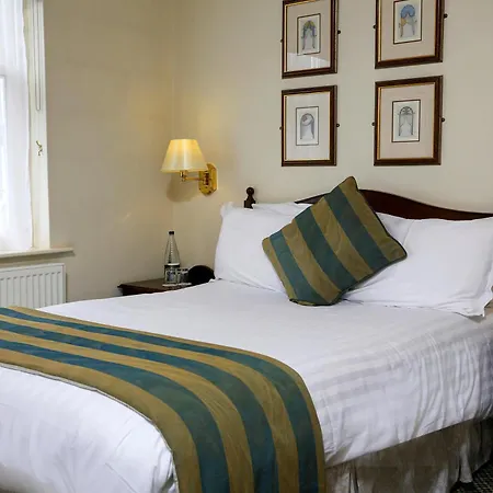 Otel Western Forest And Vale
