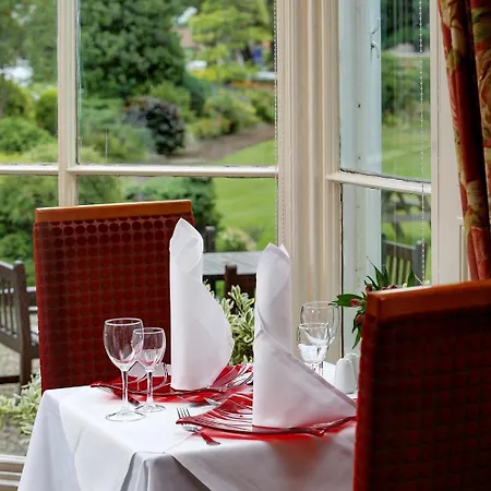 Western Forest And Vale Hotel 3*